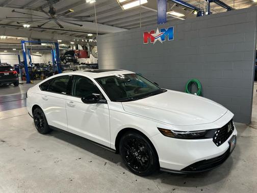 2025 Honda Accord Sport SE 1.5T