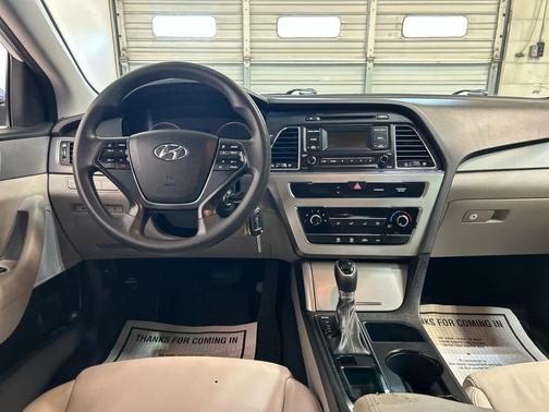 Quartz White Pearl 2017 Hyundai SONATA Base