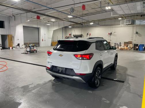 Summit White 2021 Chevrolet Trailblazer LT
