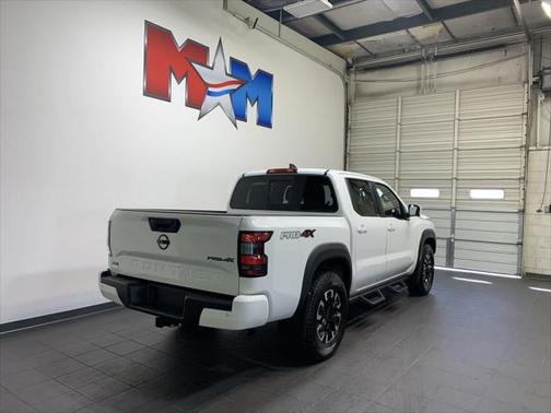 Glacier White 2022 Nissan Frontier PRO-4X