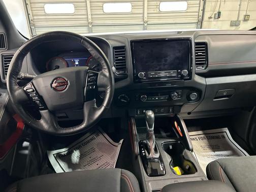Glacier White 2022 Nissan Frontier PRO-4X