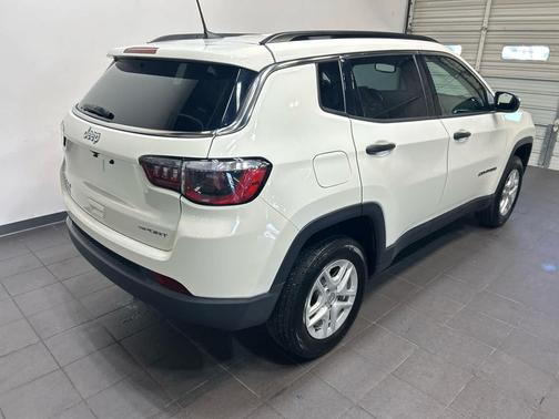 White Clearcoat 2021 Jeep Compass Sport