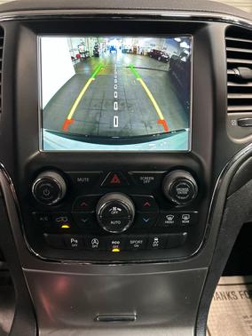 Bright White Clearcoat 2018 Jeep Grand Cherokee Altitude