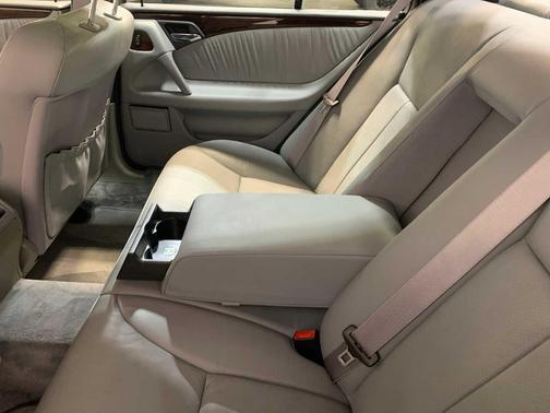 1998 Mercedes-Benz E-Class AWD