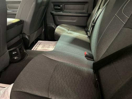 Molten Red Pearlcoat 2026 RAM 3500 Tradesman Crew Cab 4x4 8' Box