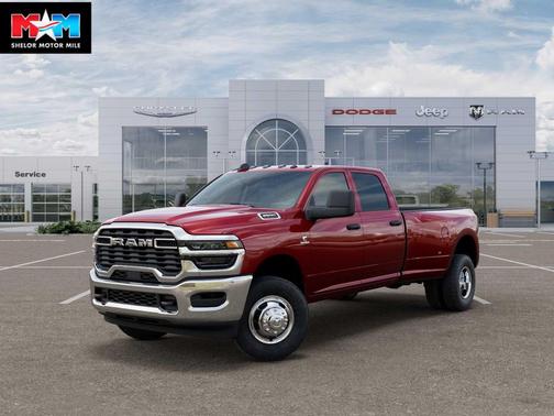 Molten Red Pearlcoat 2026 RAM 3500 Tradesman Crew Cab 4x4 8' Box