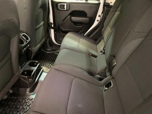 2023 Jeep Gladiator Sport S