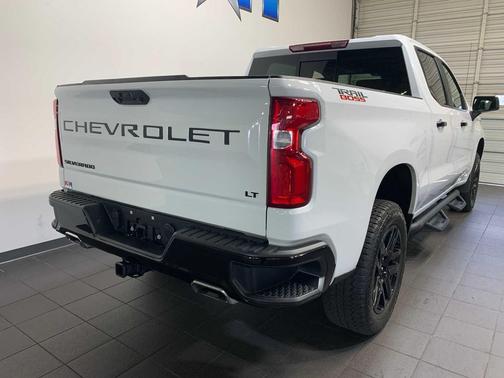 Summit White 2024 Chevrolet Silverado 1500 LT Trail Boss