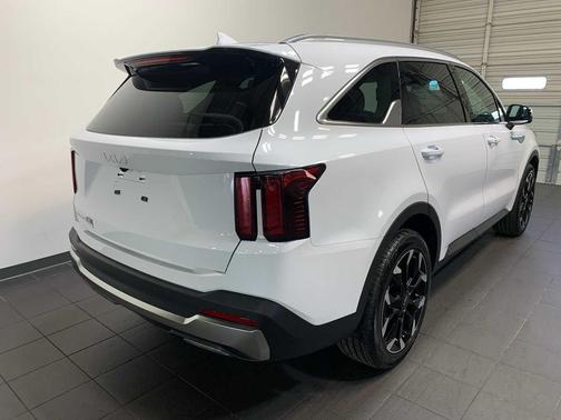 2025 Kia Sorento EX
