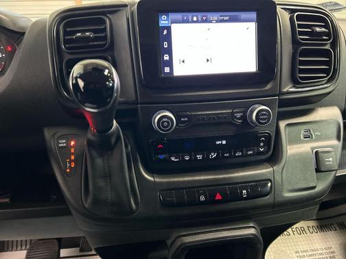 Bright White Clearcoat 2024 RAM ProMaster 2500 Tradesman