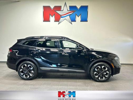 Ebony Black 2023 Kia Sportage X-Line