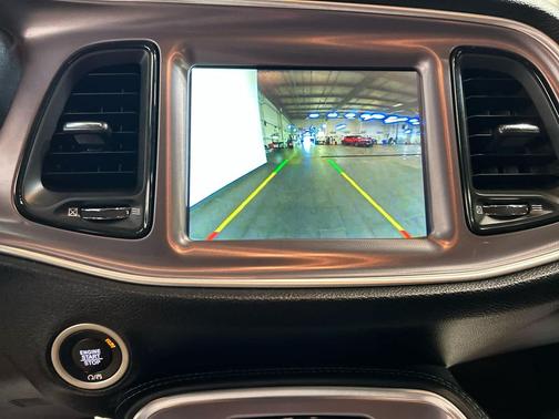 Pitch Black Clearcoat 2019 Dodge Challenger GT