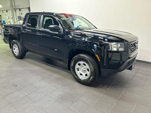 Super Black 2023 Nissan Frontier S