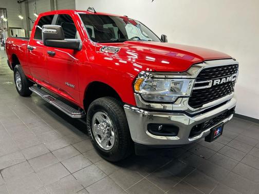 Flame Red Clearcoat 2024 RAM 2500 Big Horn Crew Cab 4x4 6'4' Box