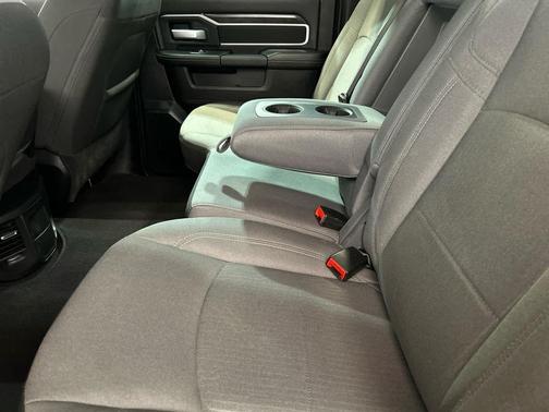 Flame Red Clearcoat 2024 RAM 2500 Big Horn Crew Cab 4x4 6'4' Box