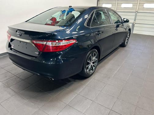 Cosmic Gray Mica 2016 Toyota Camry XSE