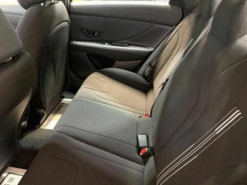 2026 Hyundai ELANTRA HEV SEL Sport