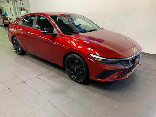 2026 Hyundai ELANTRA HEV SEL Sport