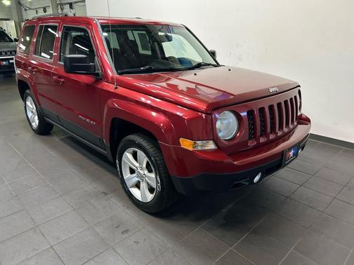 Deep Cherry Red Crystal Pearlcoat 2014 Jeep Patriot Latitude