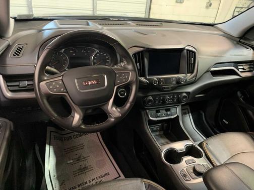 2022 GMC Terrain AWD AT4