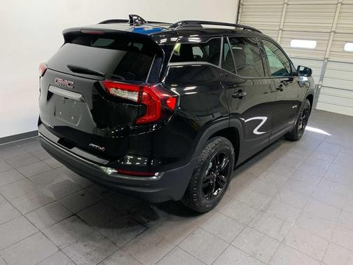 2022 GMC Terrain AWD AT4