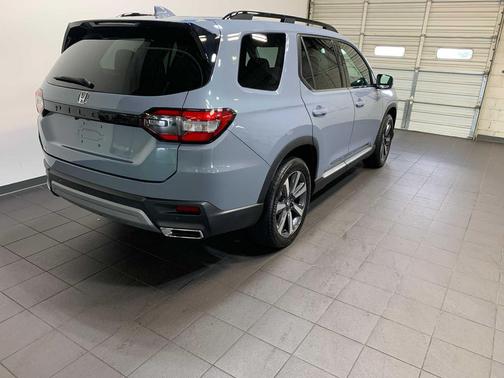 2023 Honda Pilot AWD Elite