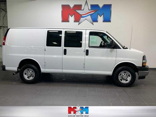 2024 Chevrolet Express 2500 RWD 2500 Regular Wheelbase WT