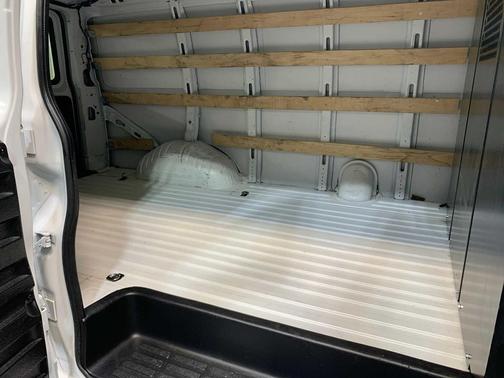 2024 Chevrolet Express 2500 RWD 2500 Regular Wheelbase WT