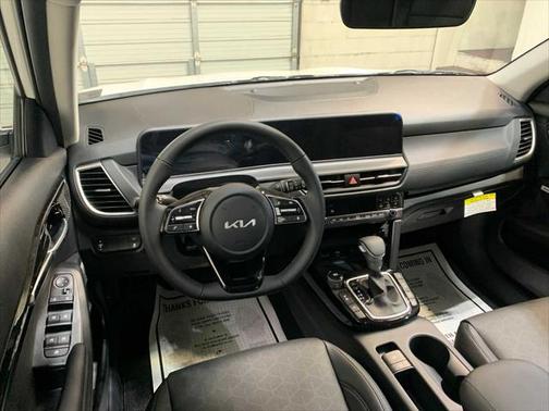 2025 Kia Seltos SX Turbo
