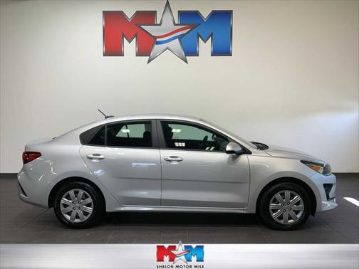 2022 Kia Rio LX