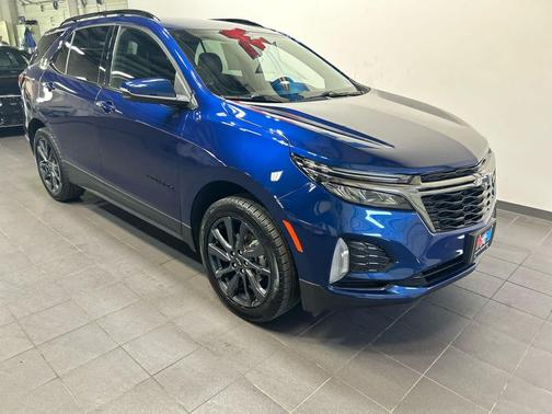 Blue Glow Metallic 2023 Chevrolet Equinox AWD RS