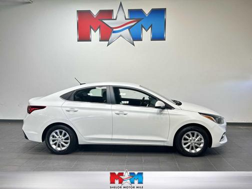 Frost White Pearl 2020 Hyundai Accent SEL