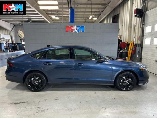 2025 Honda Accord Sport SE 1.5T