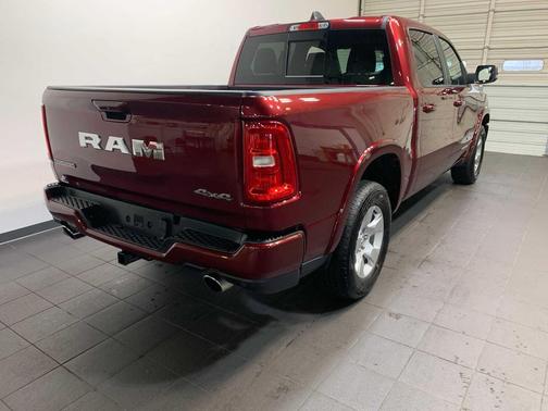 Delmonico Red Pearlcoat 2025 RAM 1500 Big Horn/Lone Star