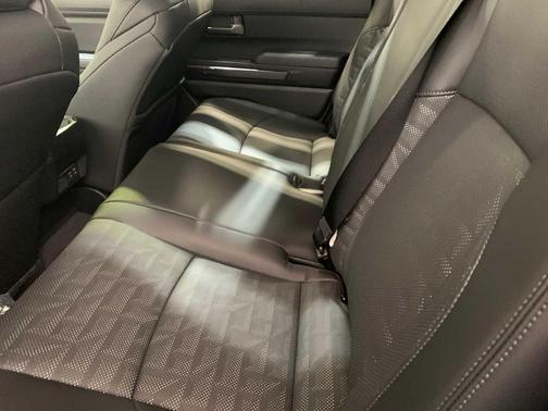 2025 Toyota Tacoma Hybrid TRD Off Road