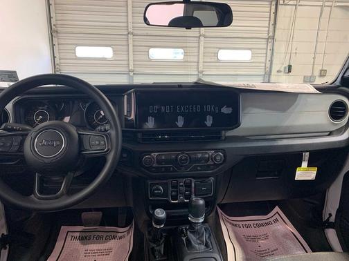 2025 Jeep Wrangler Sport