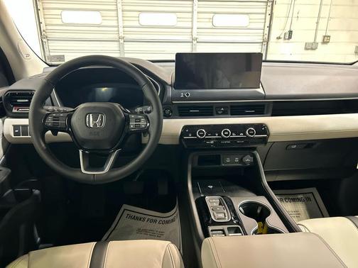 Smoke Blue Pearl 2026 Honda Pilot Touring 8-Passenger