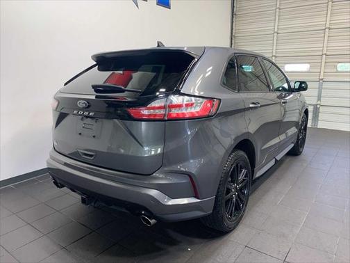 2021 Ford Edge ST Line