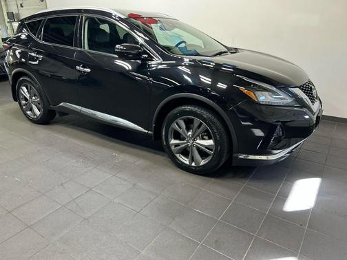 Magnetic Black Pearl 2021 Nissan Murano Platinum Intelligent AWD