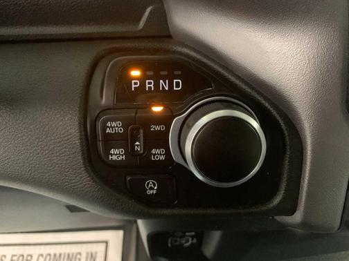 Bright White Clearcoat 2022 RAM 1500 Big Horn/Lone Star