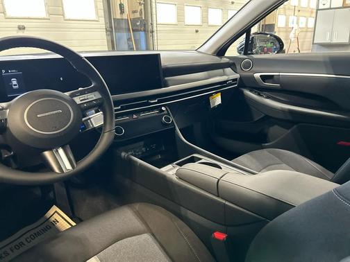 2026 Hyundai SONATA SEL