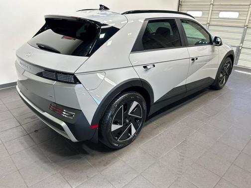 GRAY 2027 Hyundai IONIQ 5 SEL