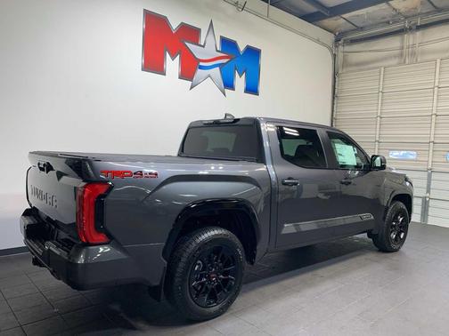 2025 Toyota Tundra Platinum