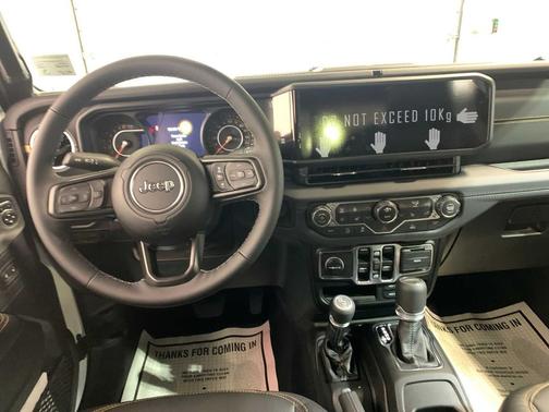 2025 Jeep Gladiator High Tide