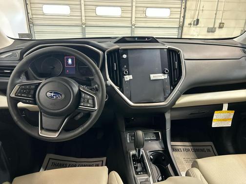 Crystal Black Silica 2026 Subaru Ascent Limited 7-Passenger