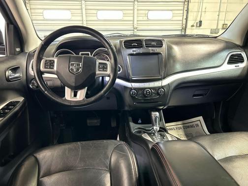 Granite Pearlcoat 2017 Dodge Journey GT