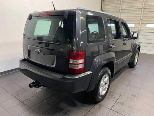 2011 Jeep Liberty Sport