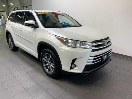 2017 Toyota Highlander XLE