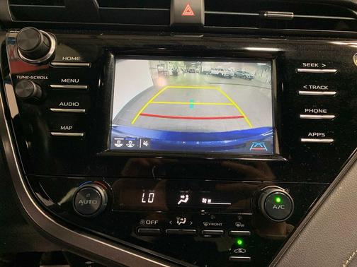 Blue Streak Metallic 2019 Toyota Camry SE