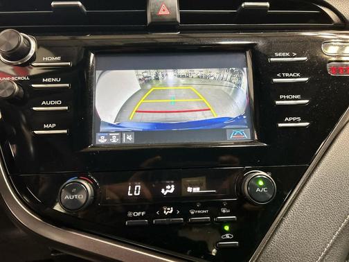 Blue Streak Metallic 2019 Toyota Camry SE
